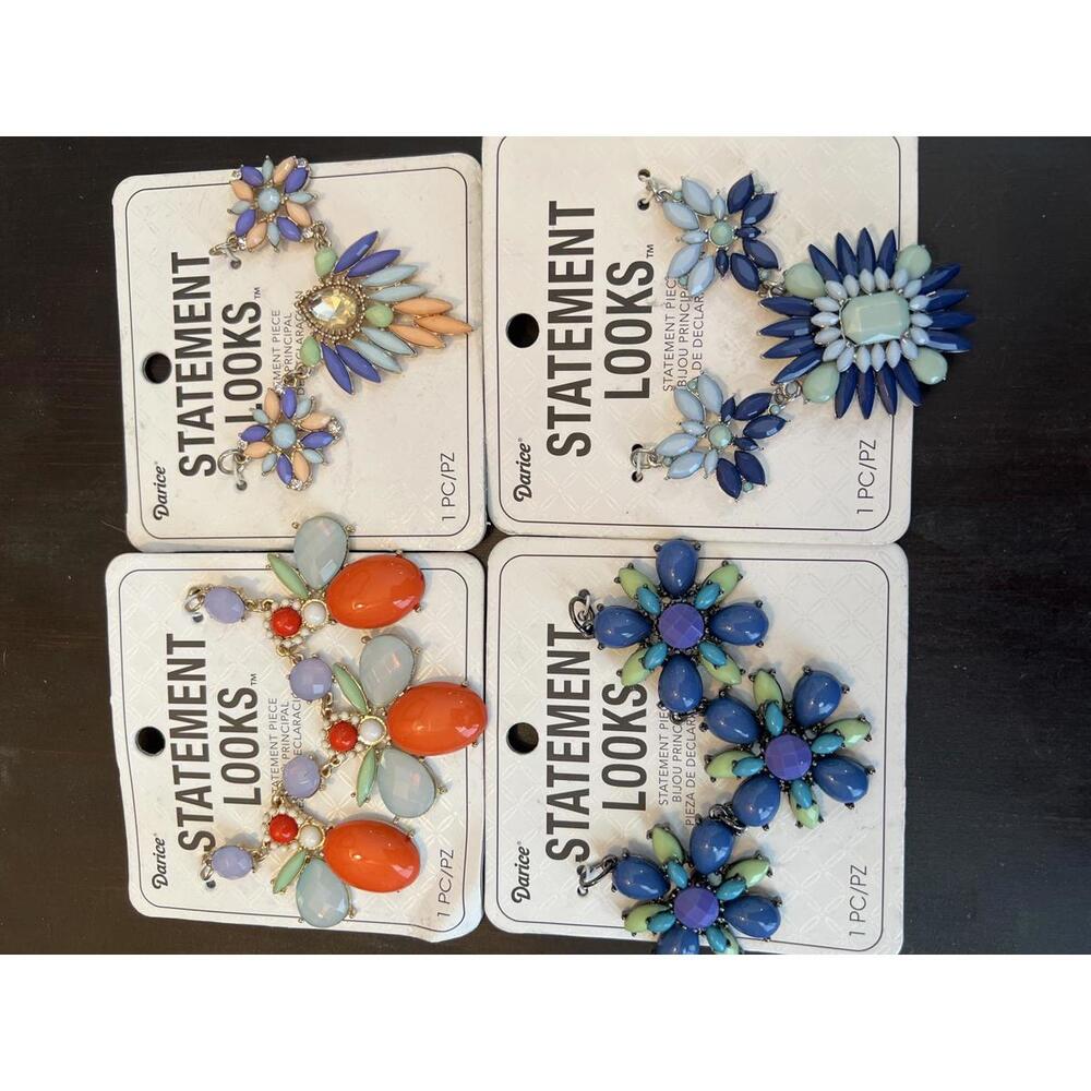 Darice Statement Looks Jewelry Making Set - Colorful Floral Charms (SR141)